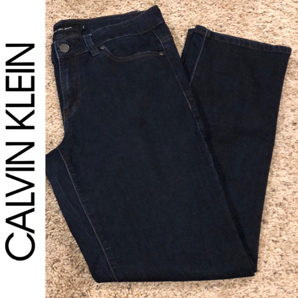 Calvin Klein straight leg jeans EUC size: 8 x 30